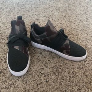 Steve Madden Lancer Camo Sneakers
